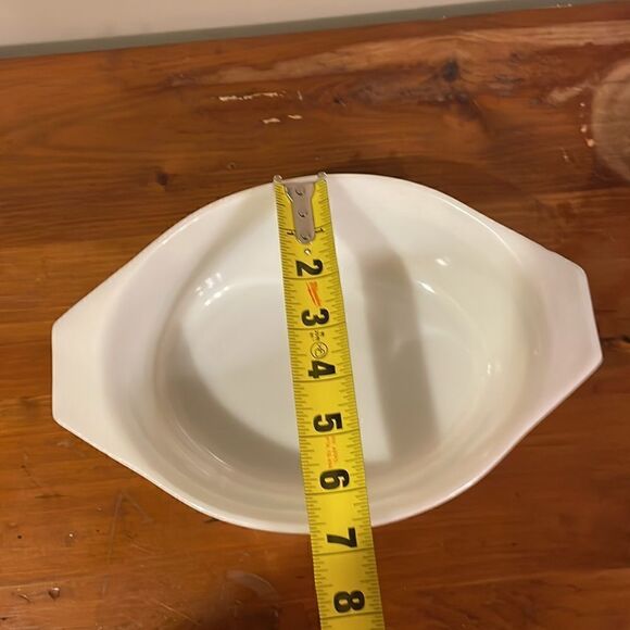 Pyrex Empire Golden Scroll Casserole Dish 1 1/2 quart - Picture 8 of 10